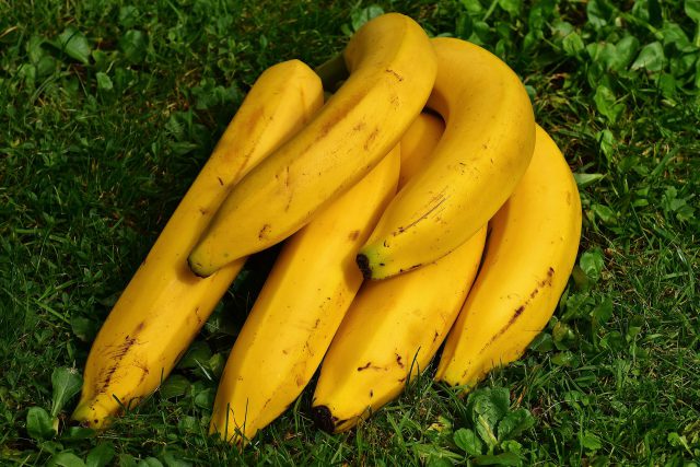 bananas-1642706_1920