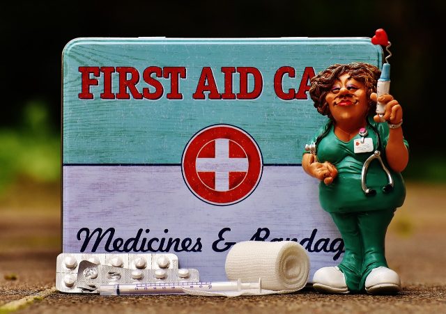 first-aid-1732757_1280